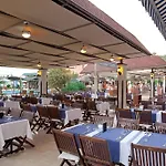 Club Yali & Hotel