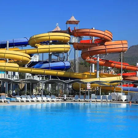 Otel Club Yali & 5*