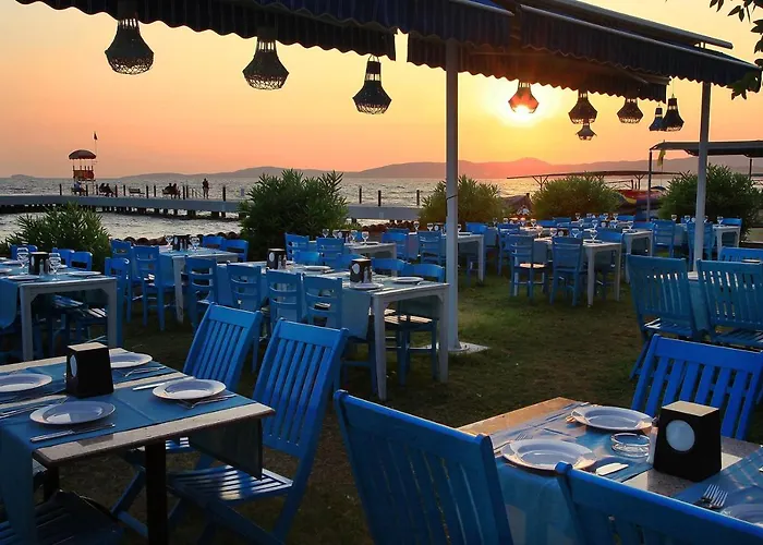 Otel Club Yali & 5*