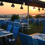 Hotel Club Yali & 5*