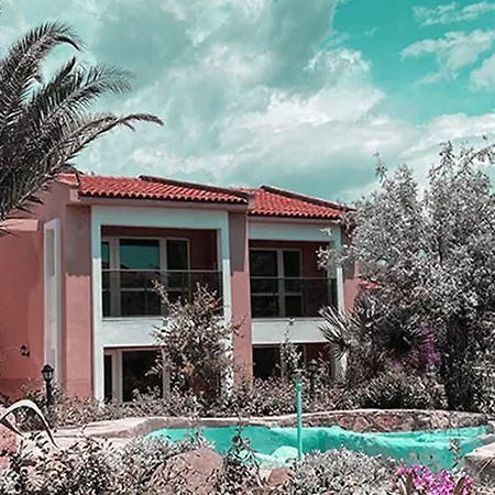 Hotel Club Yali &
