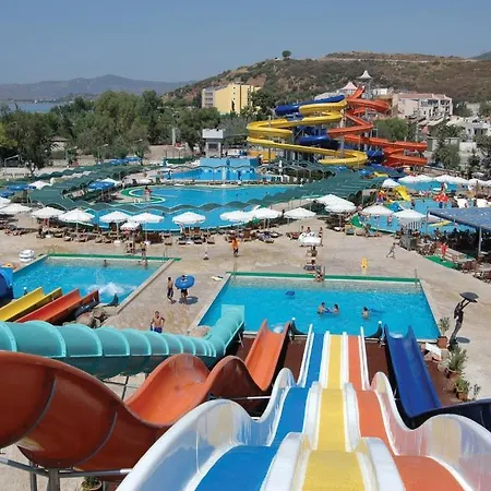 Club Yali & מלון גומולדור