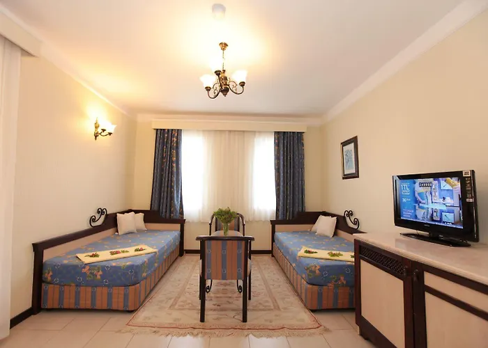 Club Yali & Hotel